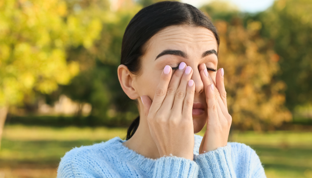 When Spring Symptoms Aren’t Just Allergies:Hormones, Histamine & the Hidden Stress Response